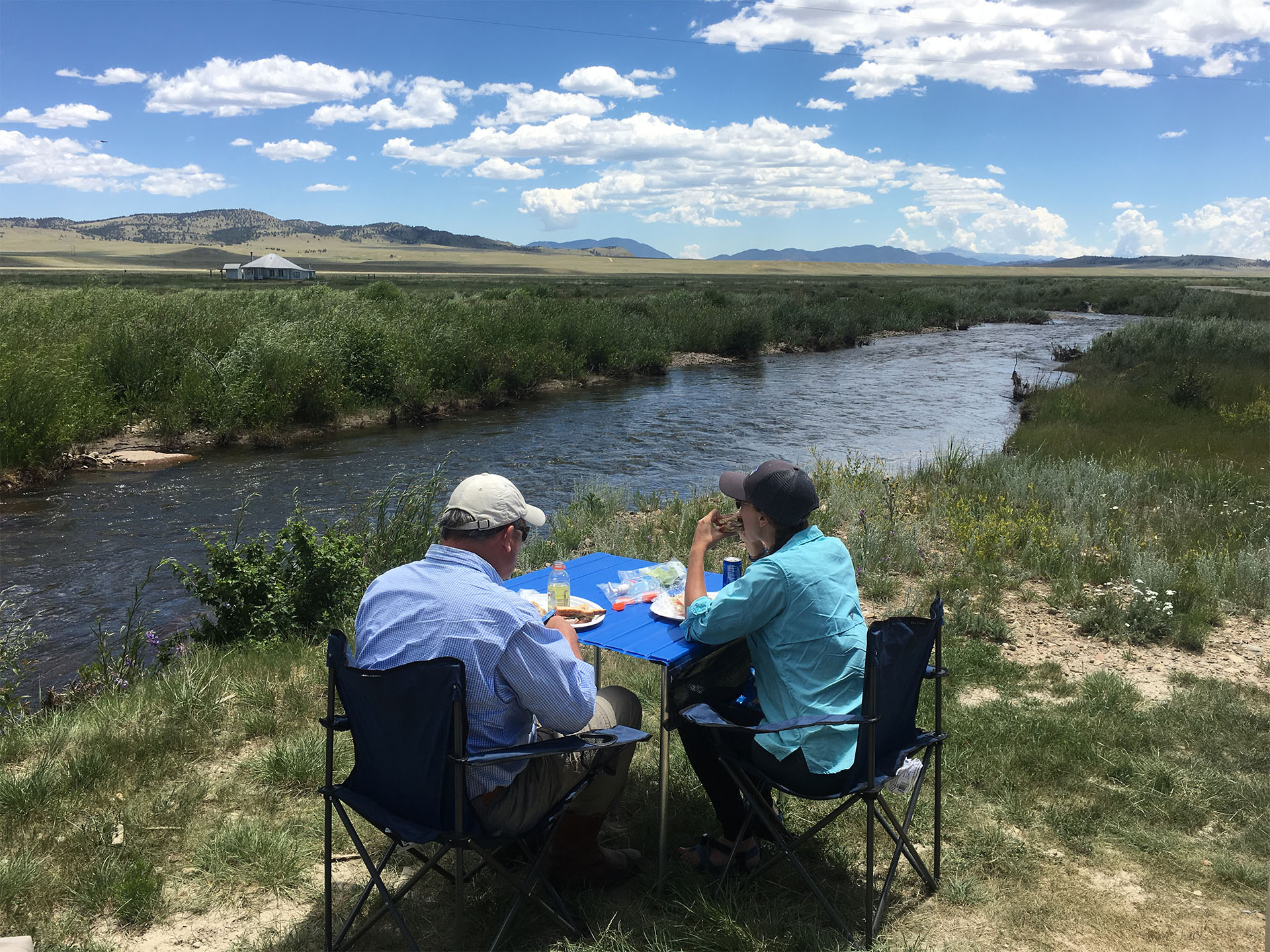 Creekside lunch at the Santa Maria Ranch